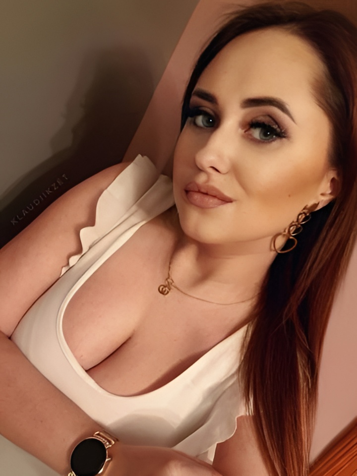 Елена привлекальеная девушка из Курска цена от 3000 руб