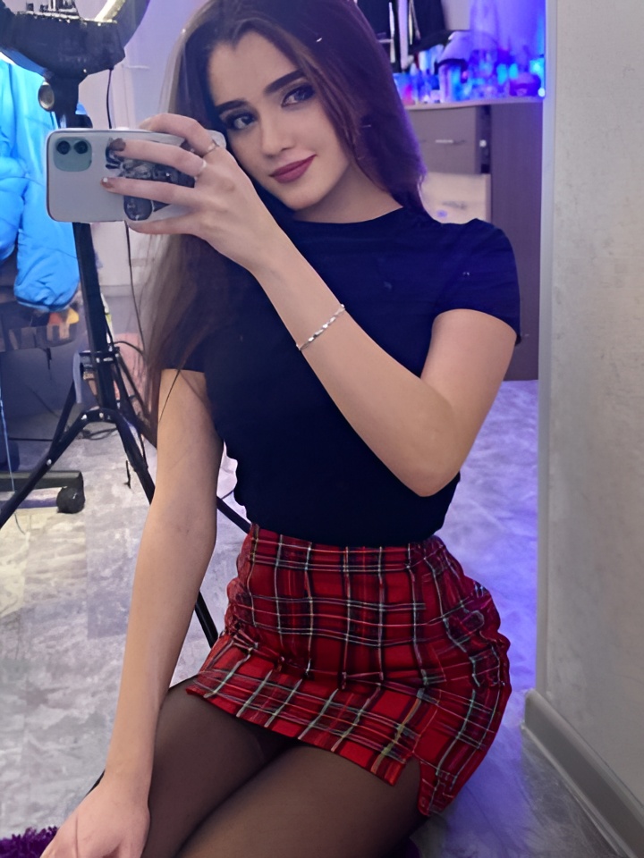 Индивидуалка Карина, доступна для личного знакомства от 10000 руб