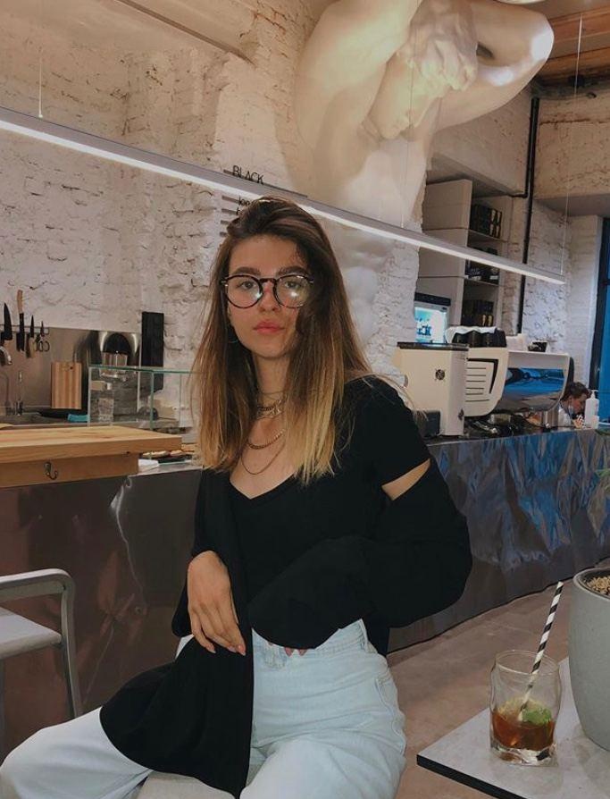 Индивидуалка 🎥 Алиса, доступна для личного знакомства от 5000 руб