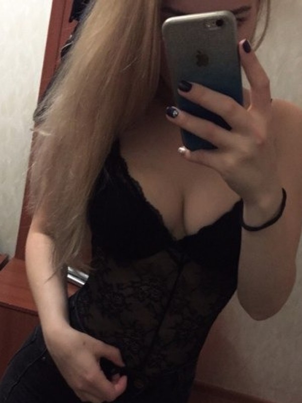 Алиска привлекательная девушка из Курска цена от 3000 руб