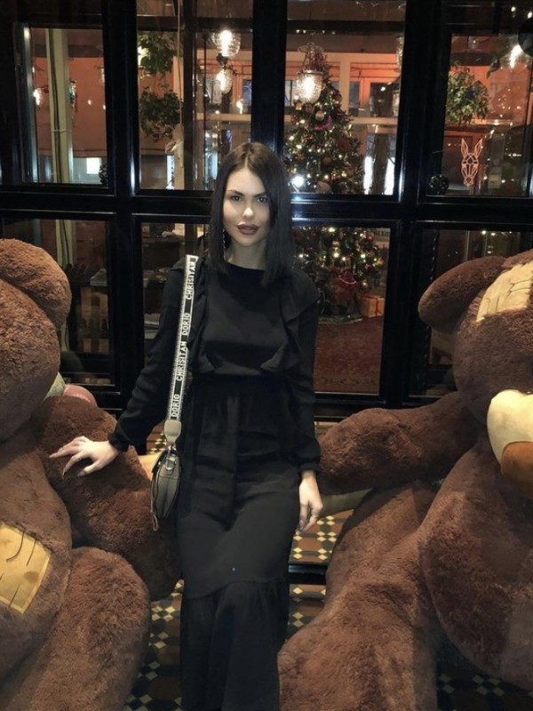 🎥 Марина привлекательная девушка из Курска цена от 3500 руб