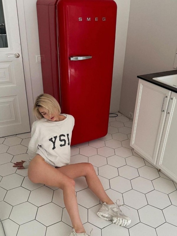 Моника фото 3